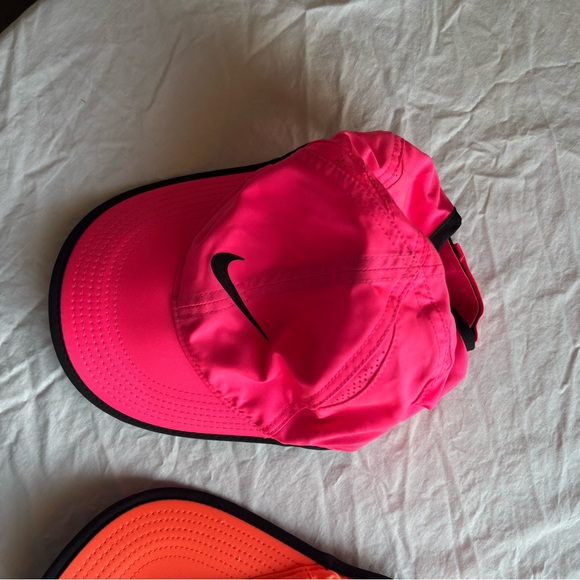 Nike Fuchsia and Black Sports Cap - Picture 1 of 4